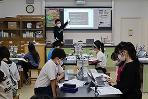 12月18日(金)小学5年生向けに行われた特別授業の様子