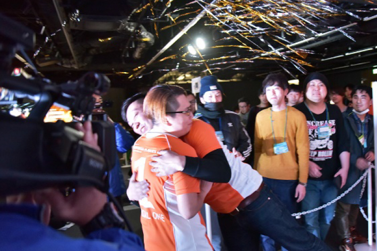 「SM=ケツアツ=マエハラ監督」優勝